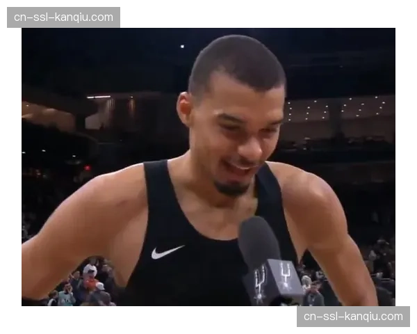 文班亚马谈拉杆暴扣：总有一天我会参加扣篮大赛